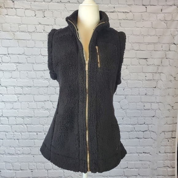 CALVIN Klein Zip Up Faux Fur Vest Black sz. XS NWT - Picture 3 of 13